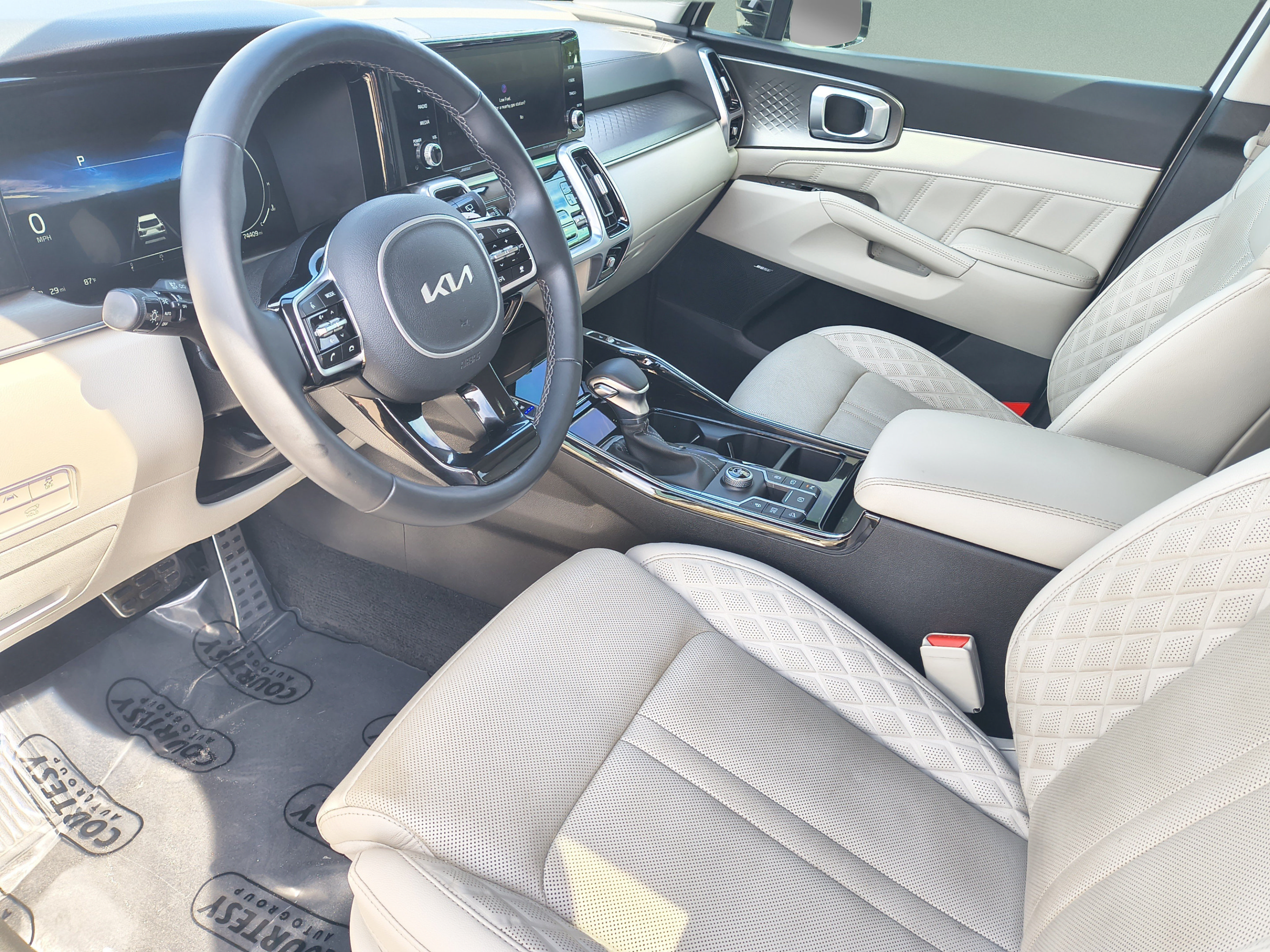 Used 2022 Kia Sorento SX FWD image 19