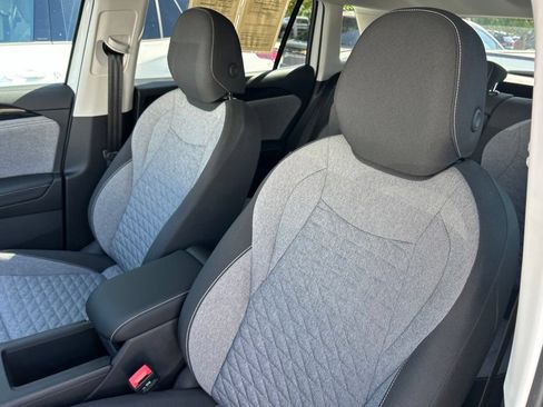 Certified 2026 Volkswagen Tiguan S FWD image 18