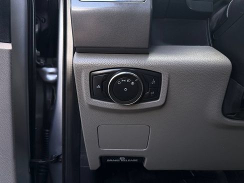 Used 2020 Ford F250 XLT AWD/4WD image 24