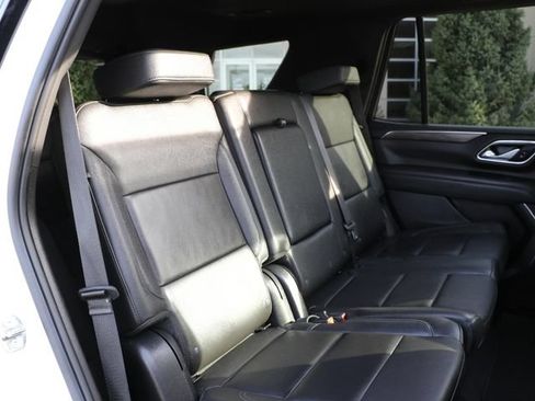 Used 2022 Chevrolet Tahoe Z71 w/ Luxury Package AWD/4WD image 14