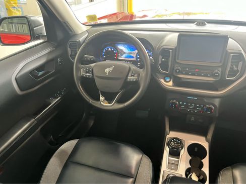 Certified 2024 Ford Bronco Sport Outer Banks w/ Tech Package AWD/4WD image 12