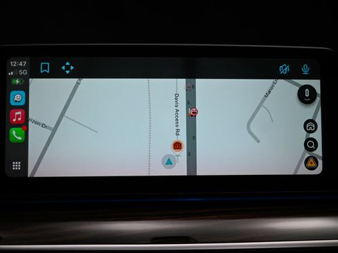 Used 2023 BMW 530e xDrive w/ Premium Package image 84