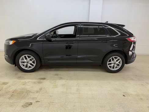 Used 2024 Ford Edge SEL w/ Convenience Package AWD/4WD image 2