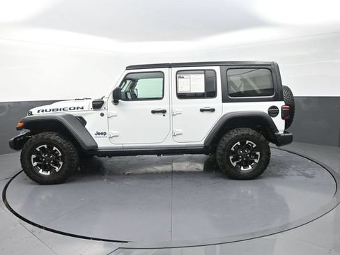 Used 2024 Jeep Wrangler Unlimited Rubicon 4xe AWD/4WD image 6