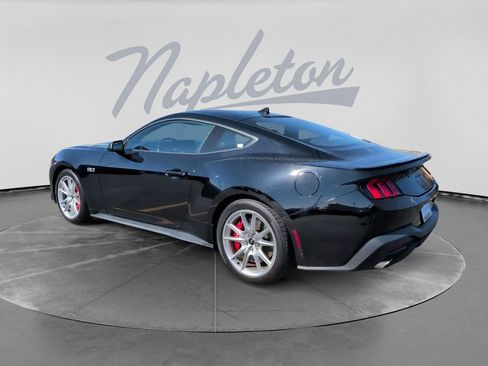 Used 2024 Ford Mustang GT Premium RWD image 9