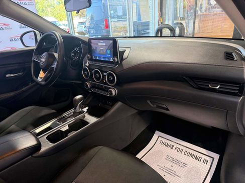 Used 2025 Nissan Sentra SV image 50