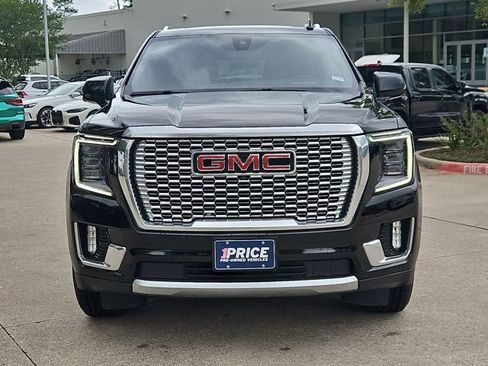 Used 2022 GMC Yukon Denali image 2