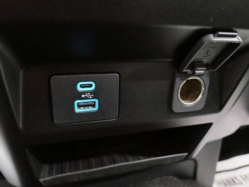 Used 2021 Ford F250 XLT w/ XLT Premium Package image 36