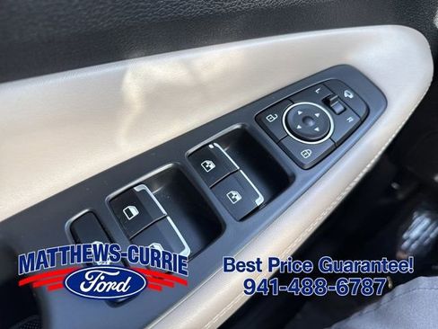 Used 2023 Hyundai Santa Fe Limited w/ Cargo Package AWD/4WD image 25
