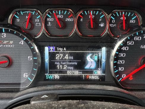 Used 2018 Chevrolet Silverado 1500 LT w/ All Star Edition image 22