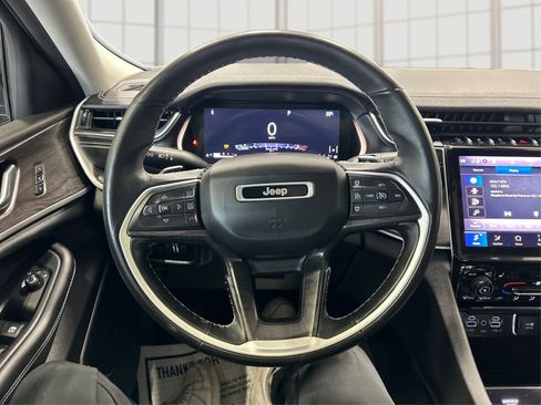 Used 2021 Jeep Grand Cherokee L Limited image 17