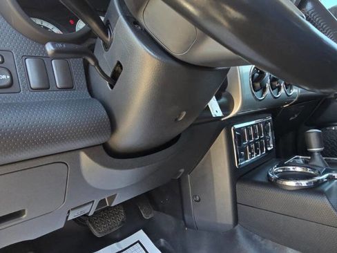 Used 2007 Toyota FJ Cruiser 4WD image 21