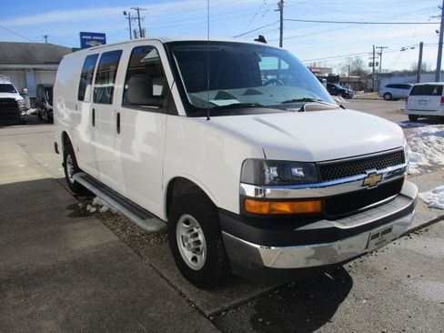 Used 2024 Chevrolet Express 2500 w/ Driver Convenience Package image 3