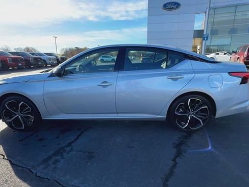 Used 2024 Nissan Altima 2.5 SR image 5