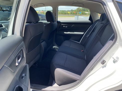 Used 2017 Nissan Altima 2.5 S w/ Power Driver Seat Package FWD image 16