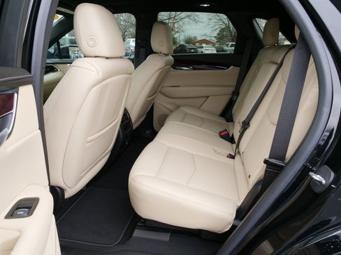 Used 2018 Cadillac XT5 Luxury w/ Driver Awareness Package image 16