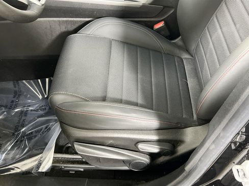 Used 2023 Dodge Hornet GT w/ GT Blacktop Package image 18