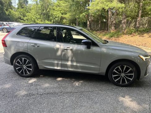 Used 2023 Volvo XC60 B5 Plus w/ Climate Package AWD/4WD image 2