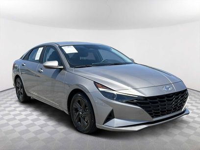 Used 2023 Hyundai Elantra SEL