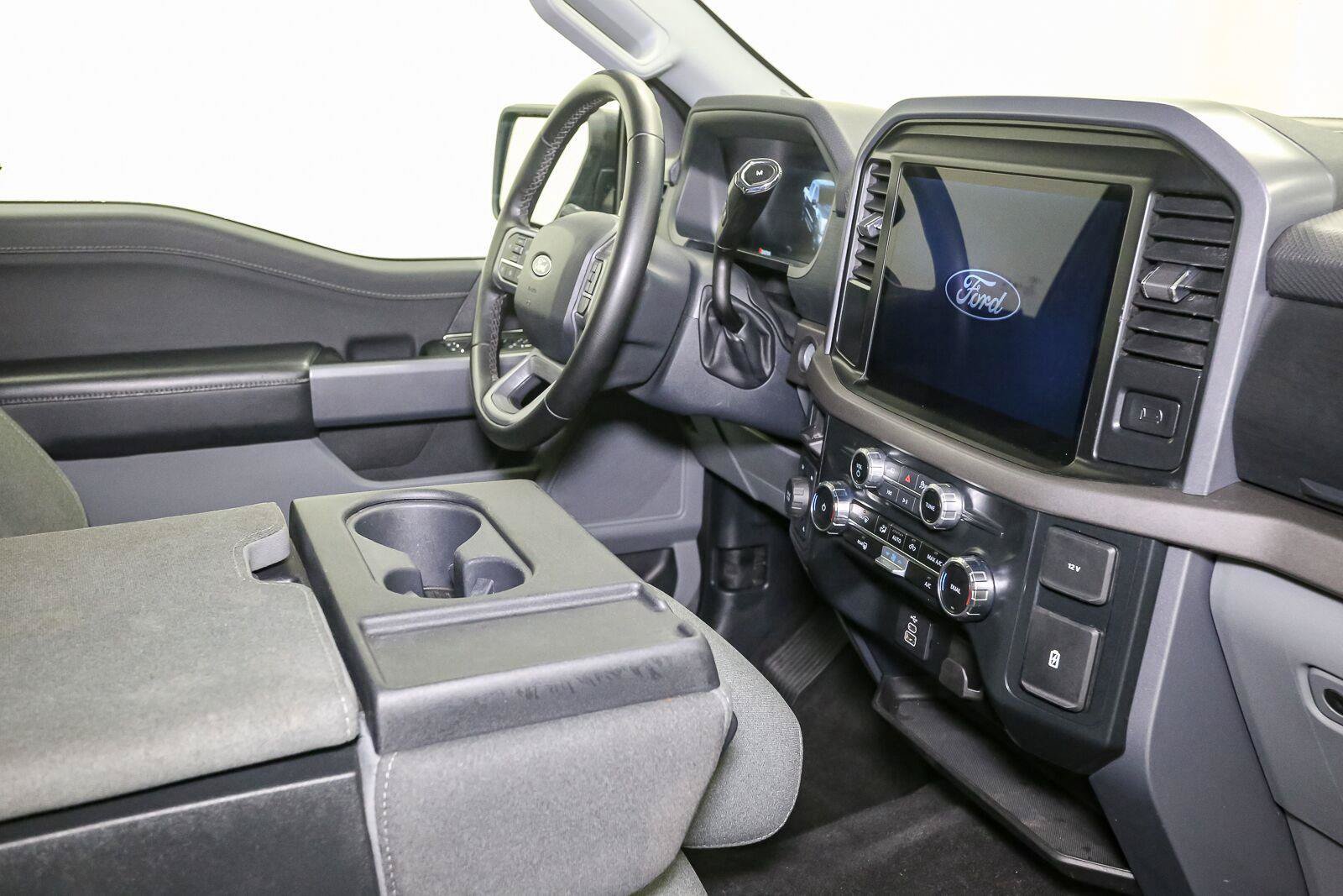Used 2025 Ford F150 XLT w/ Equipment Group 301A Standard AWD/4WD image 17