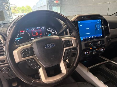 Used 2022 Ford F250 Lariat w/ FX4 Off-Road Package AWD/4WD image 8