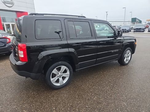 Used 2015 Jeep Patriot Latitude image 7