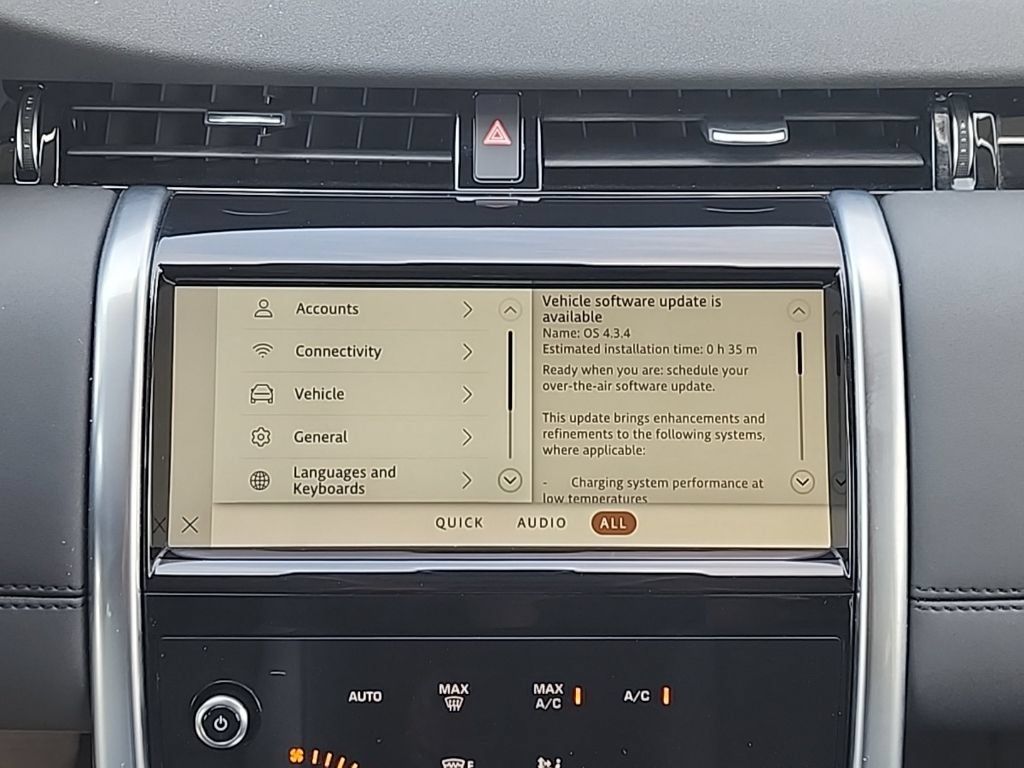 Certified 2023 Land Rover Discovery Sport S AWD/4WD image 24