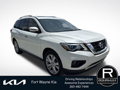 Used 2018 Nissan Pathfinder SL w/ SL Premium Package AWD/4WD image 9