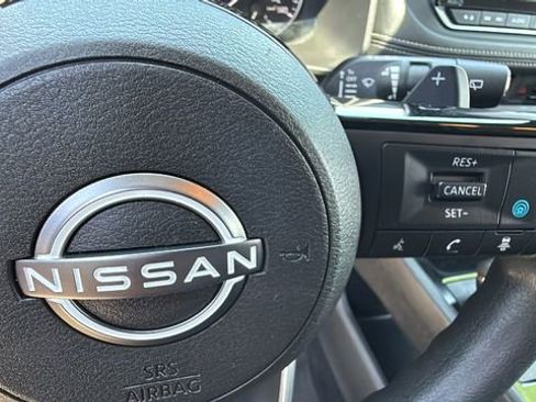 Certified 2023 Nissan Rogue SV image 21