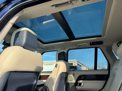 Used 2021 Land Rover Range Rover Westminster Edition image 11