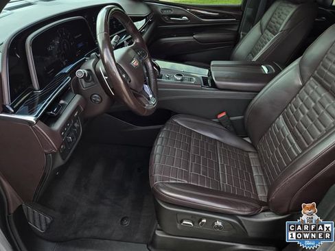 Used 2023 Cadillac Escalade V AWD/4WD image 25
