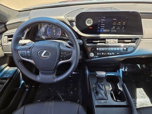 Used 2024 Lexus ES 350 w/ Accessory Package (Z1) FWD image 12