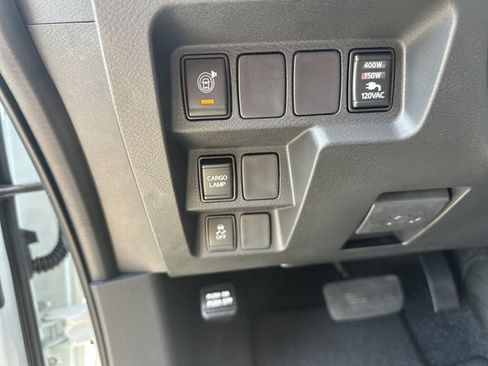 New 2026 Nissan Frontier SV w/ SV Convenience Package RWD image 19