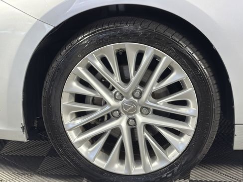 Used 2014 Lexus ES 350 w/ Luxury Package image 5