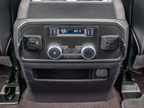 Used 2021 Ford Expedition Limited image 37