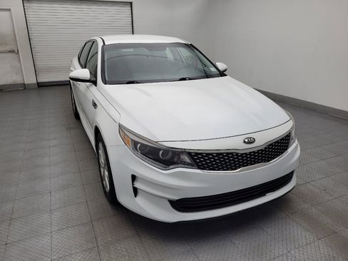 Used 2017 Kia Optima EX FWD image 14
