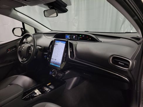 Used 2020 Toyota Prius Prime XLE FWD image 26