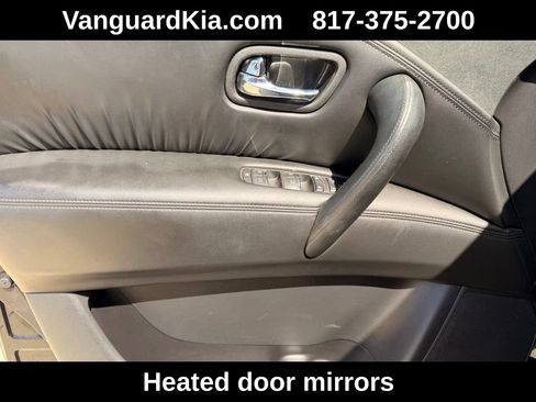 Used 2022 Nissan Armada SV w/ SV Appearance Package RWD image 16
