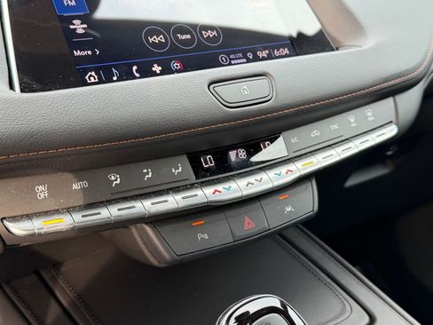 Certified 2023 Cadillac XT4 Sport FWD image 21