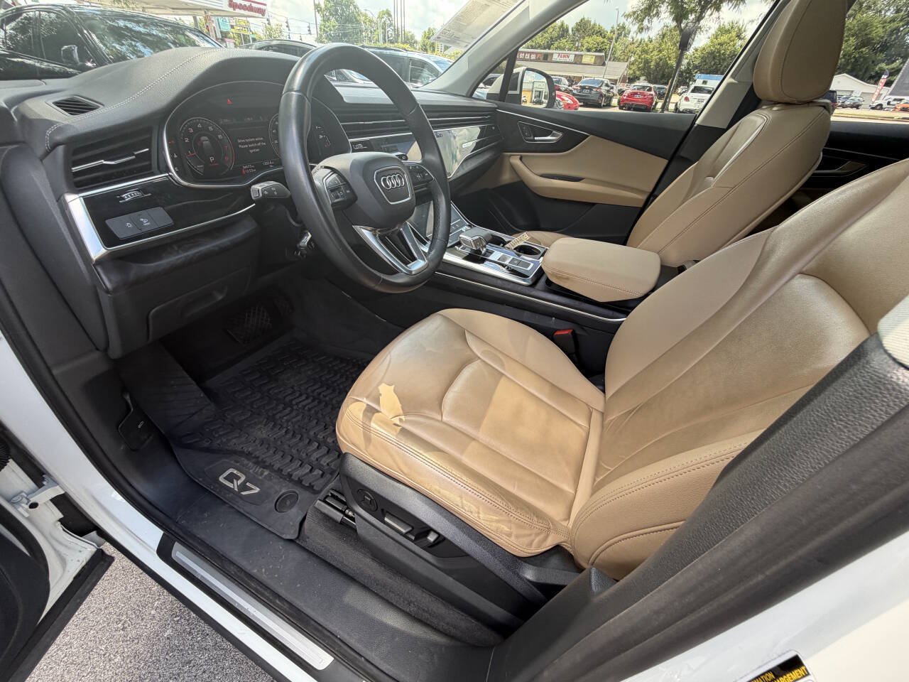 Used 2023 Audi Q7 2.0T Premium w/ Convenience Package AWD/4WD image 15