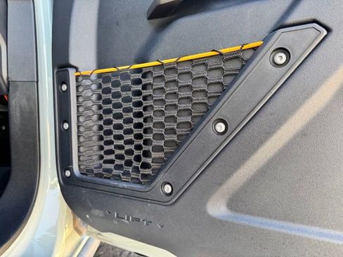 Used 2023 Ford Bronco Badlands image 39