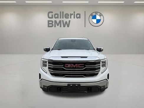 Used 2026 GMC Sierra 1500 SLT AWD/4WD image 4