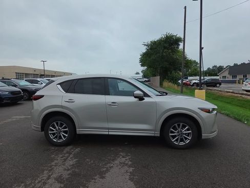 Used 2025 MAZDA CX-5 AWD 2.5 S w/ Preferred Package image 5