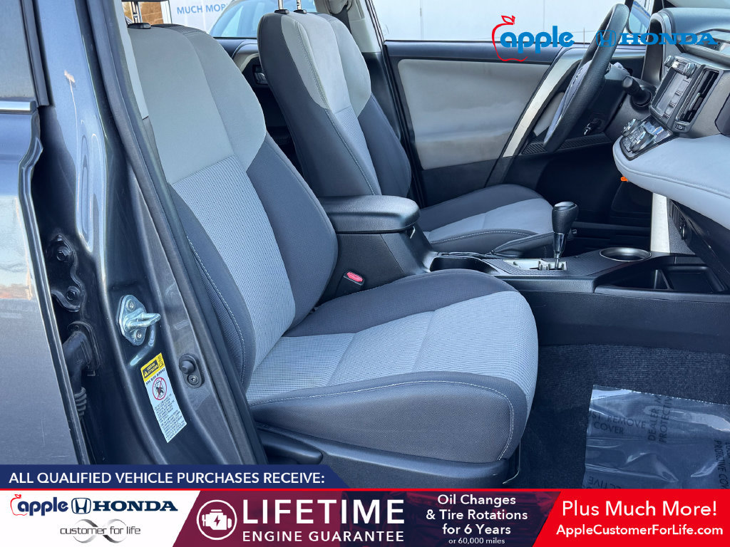 Used 2014 Toyota RAV4 XLE AWD/4WD image 21