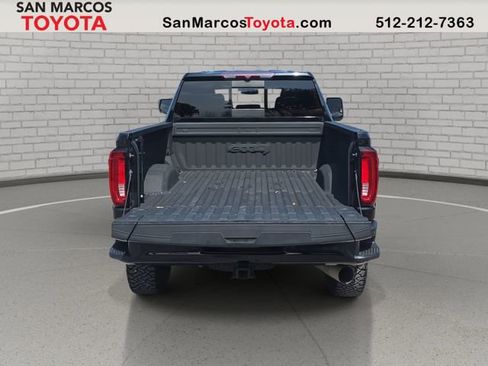 Used 2022 GMC Sierra 2500 AT4 w/ AT4 Preferred Package image 6