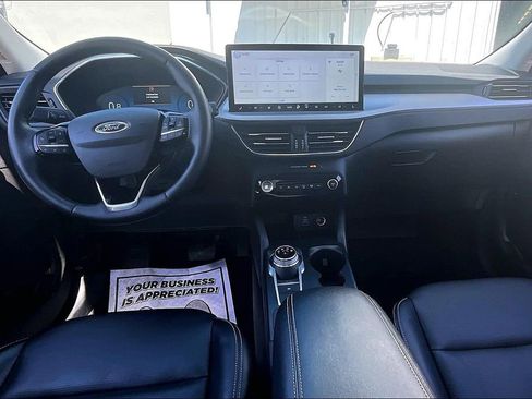 Used 2024 Ford Escape Platinum image 7