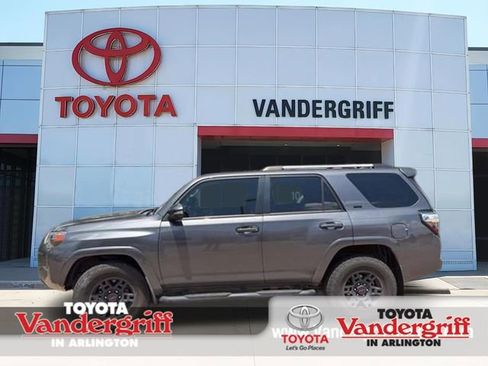 Used 2023 Toyota 4Runner SR5 Premium w/ Moonroof Package RWD image 1