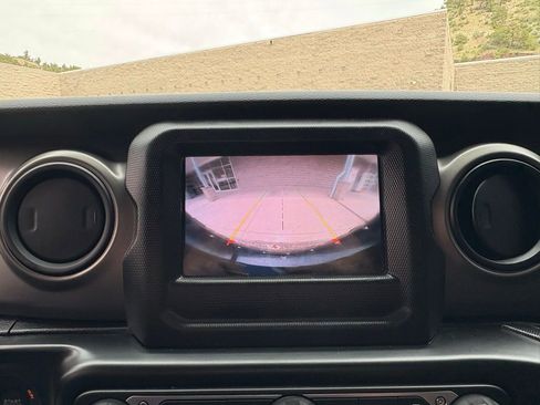 Used 2022 Jeep Wrangler Unlimited Sport image 26