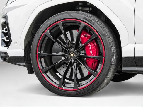 Used 2022 Lamborghini Urus image 67