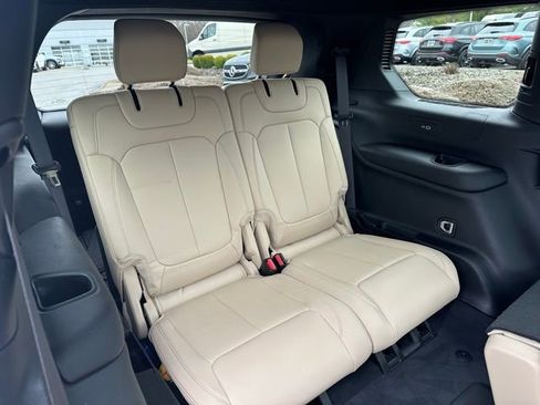 Used 2023 Jeep Grand Cherokee L Limited image 29